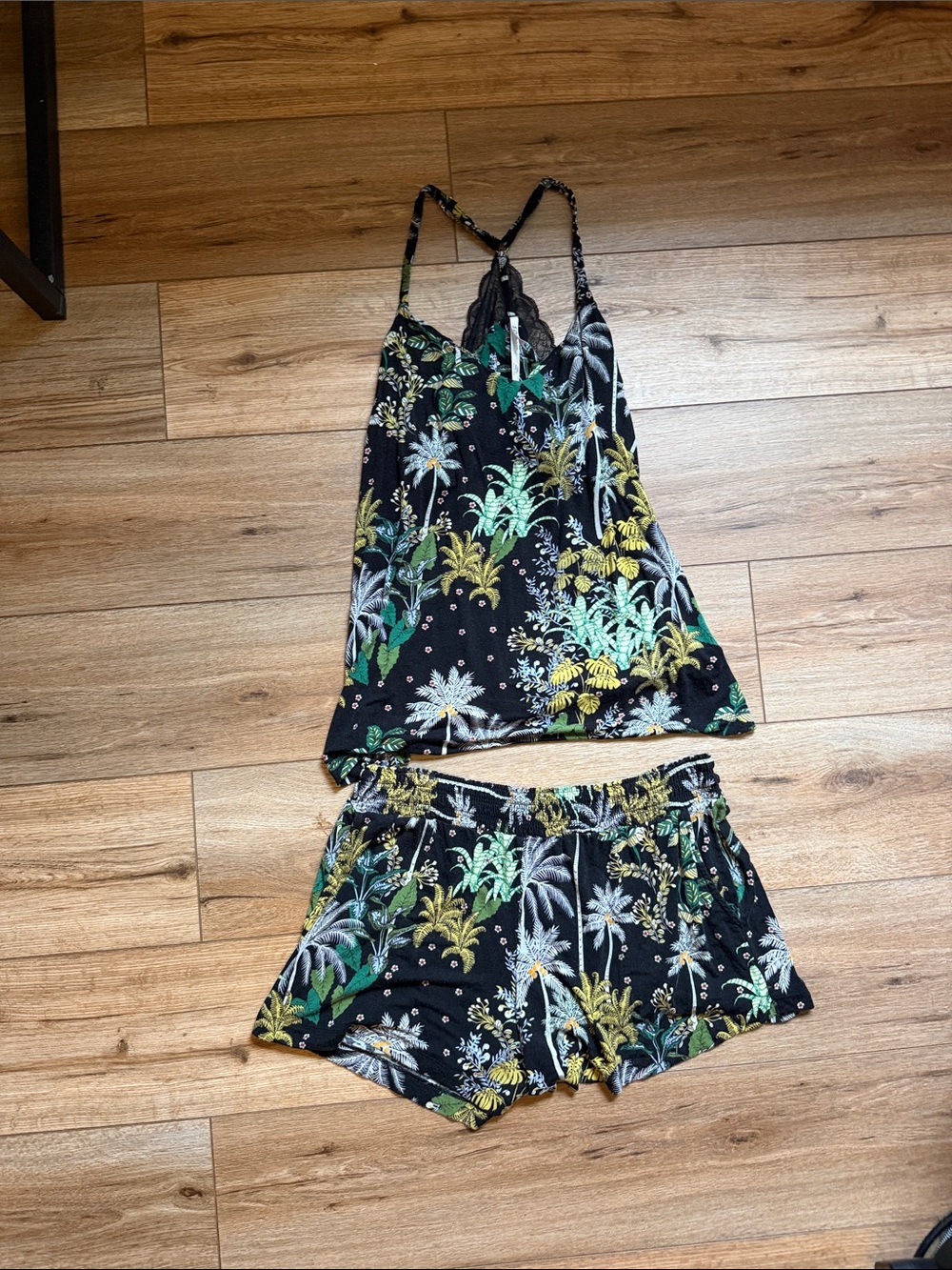 Soma Women’s Black Tropical Print Camisole & Shorts Sleep Set
